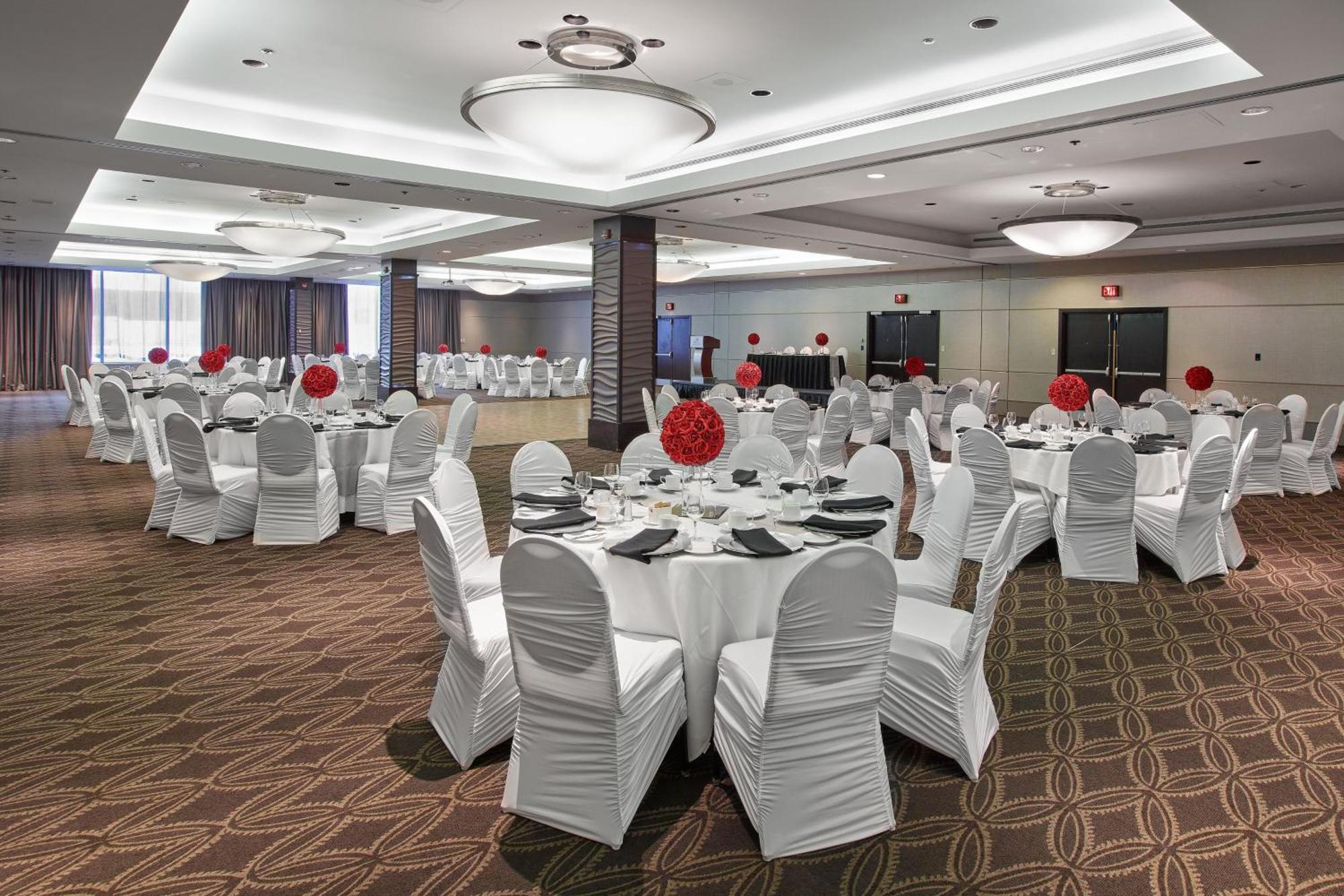 Delta Hotels By Marriott Edmonton Centre Suites Eksteriør bilde