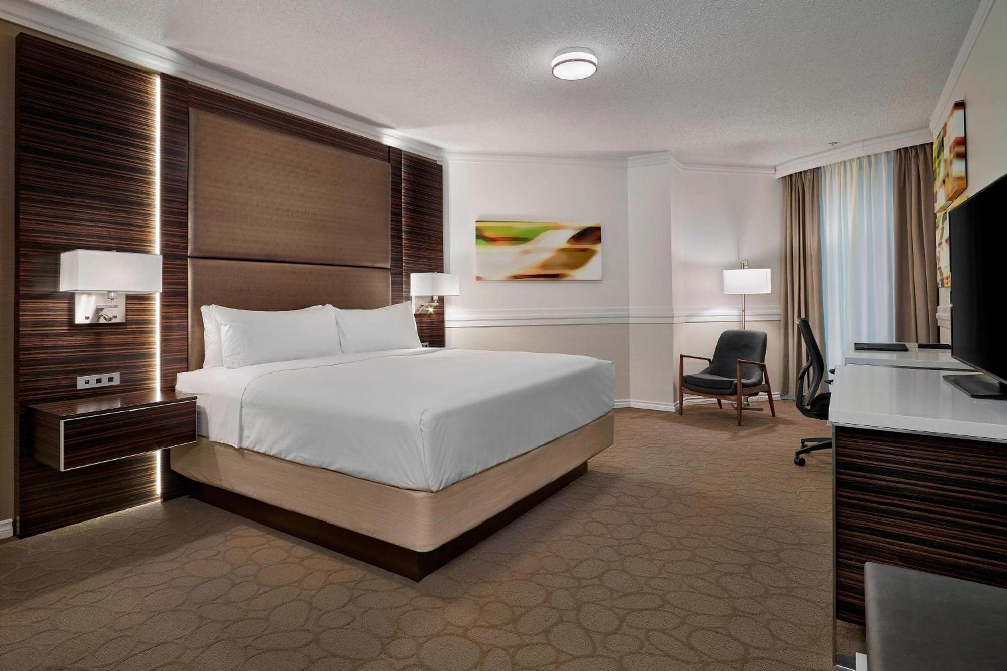 Delta Hotels By Marriott Edmonton Centre Suites Eksteriør bilde