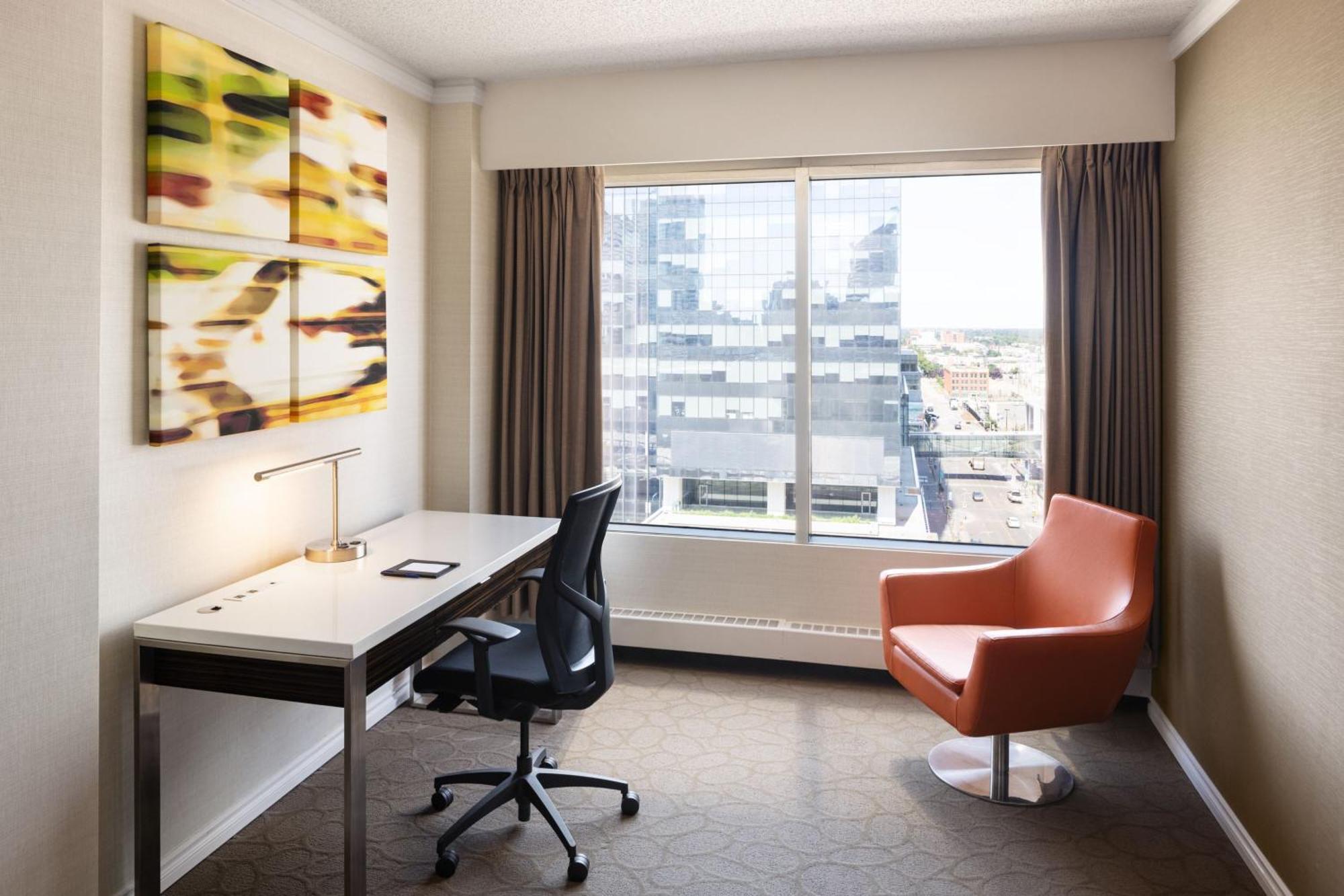 Delta Hotels By Marriott Edmonton Centre Suites Eksteriør bilde