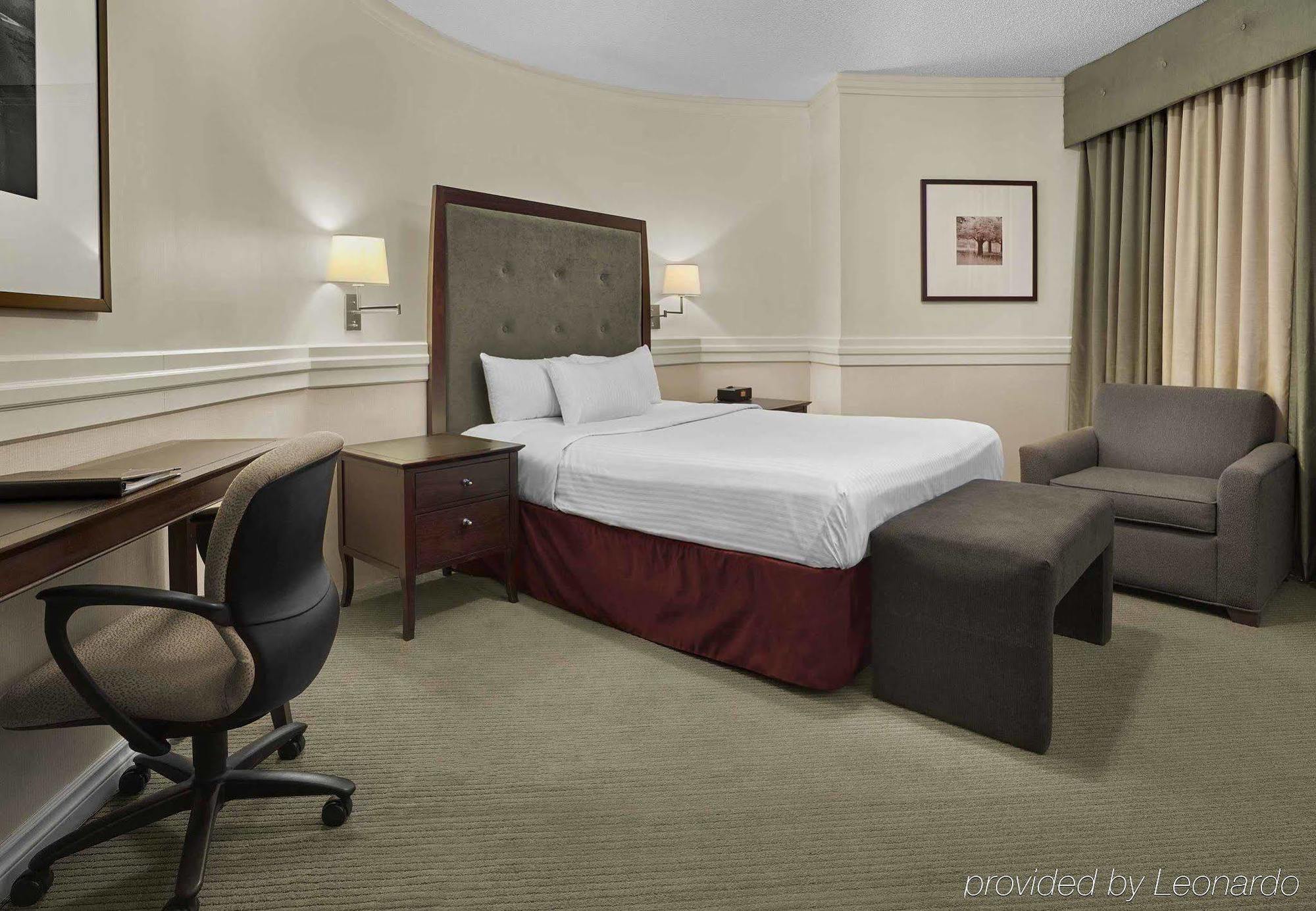 Delta Hotels By Marriott Edmonton Centre Suites Eksteriør bilde